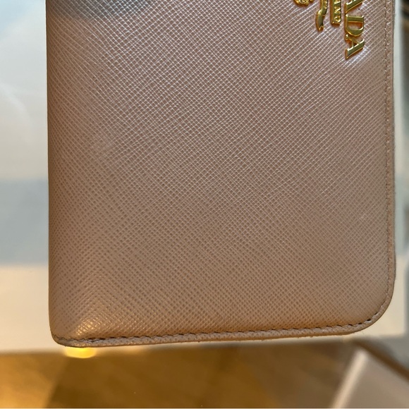 Prada Pinkish Tan wallet - Picture 2 of 8
